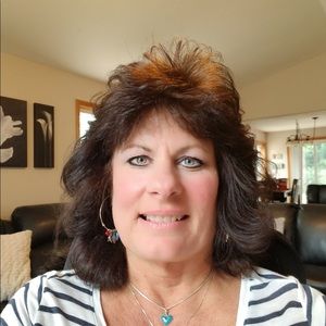 Meet your Posher, Sharon